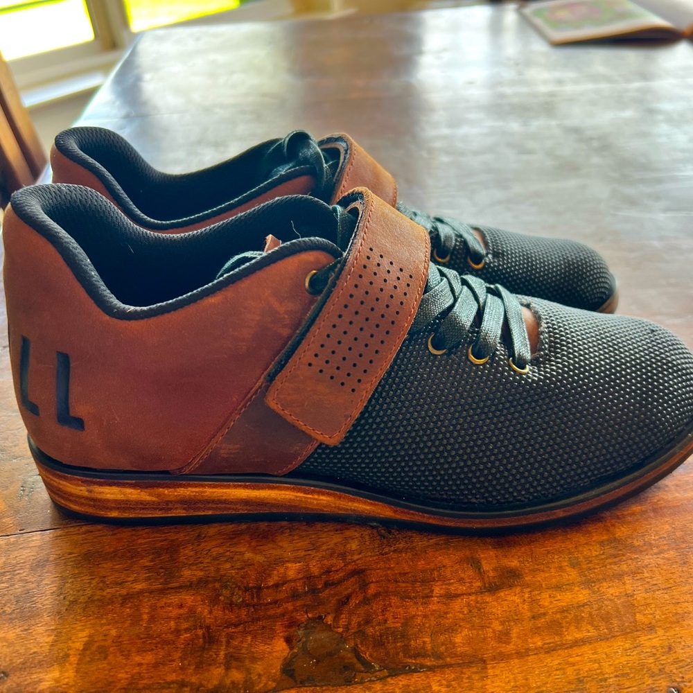 Nobull Women’s Lifters NWOT Size 9